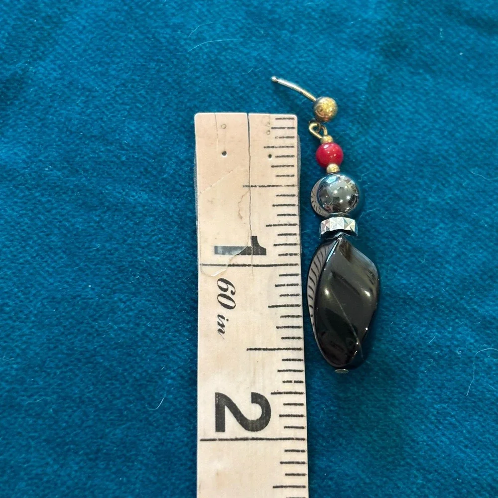 Hematite Black Twisted Bead and Red Accent Necklace Earring Set